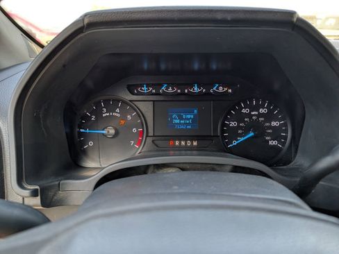 Used 2022 Ford F250 XL w/ Power Equipment Group image 14