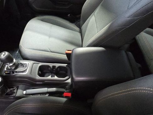 Used 2024 Jeep Wrangler Sport S image 25