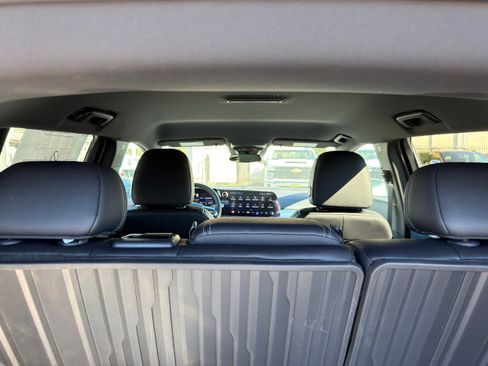 New 2026 Chevrolet Equinox EV LT image 16