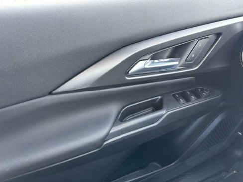 New 2026 Chevrolet Equinox EV LT image 29