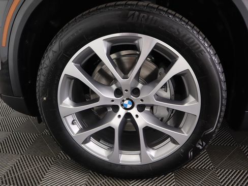 Used 2026 BMW X5 xDrive40i image 32