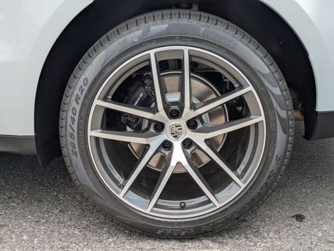 New 2025 Porsche Macan image 28