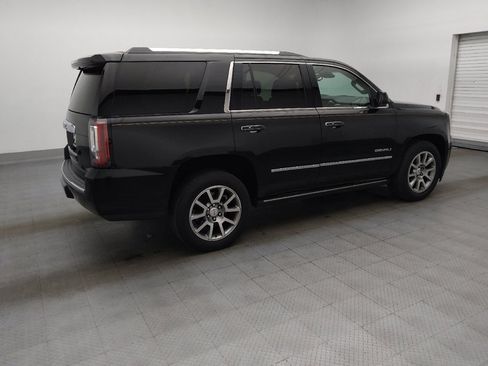 Used 2015 GMC Yukon Denali w/ Touring Package AWD/4WD image 10