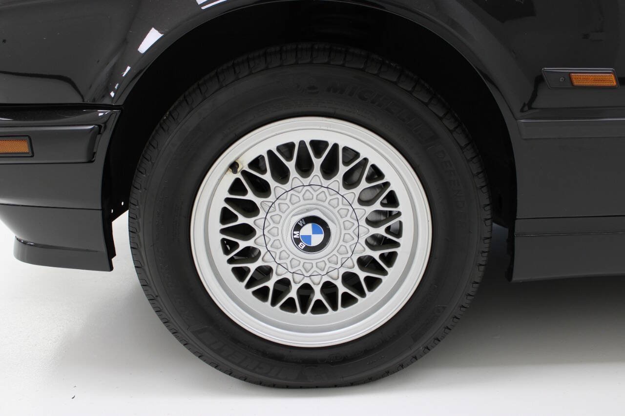 Used 1995 BMW 525i Sedan RWD image 8