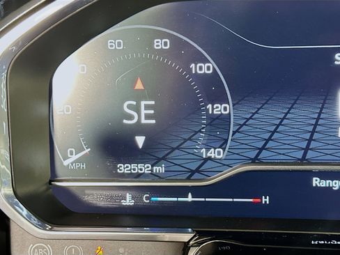 Used 2023 GMC Sierra 1500 Elevation image 18