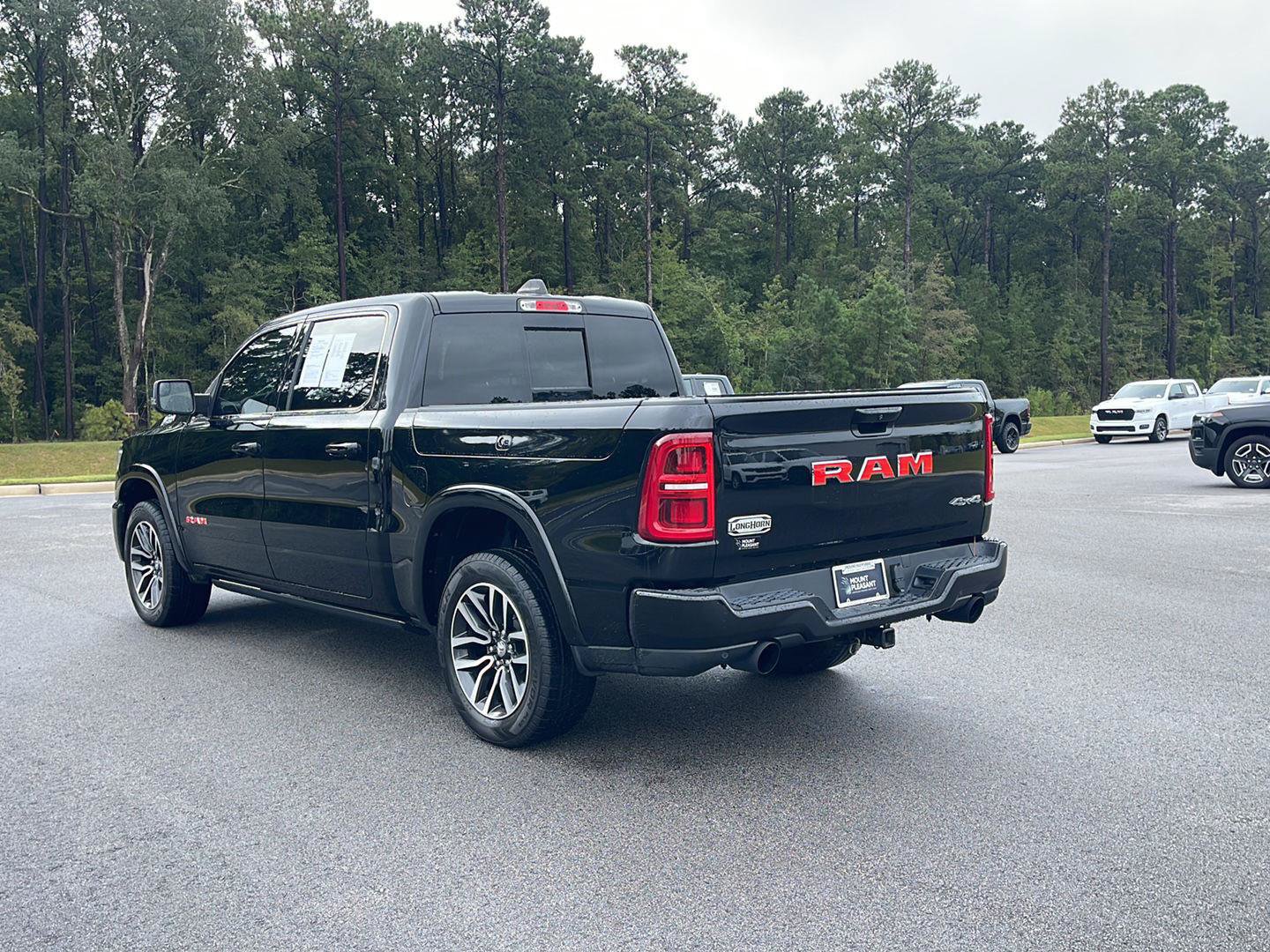 Used 2025 RAM 1500 Limited AWD/4WD image 5