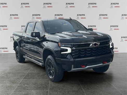 Used 2023 Chevrolet Silverado 1500 ZR2 w/ Technology Package image 1