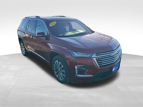 Used 2023 Chevrolet Traverse Premier image 9