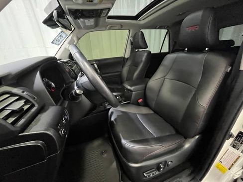 Certified 2023 Toyota 4Runner TRD Off-Road Premium w/ Moonroof Package AWD/4WD image 10
