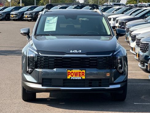 Certified 2026 Kia Sportage EX AWD/4WD image 9