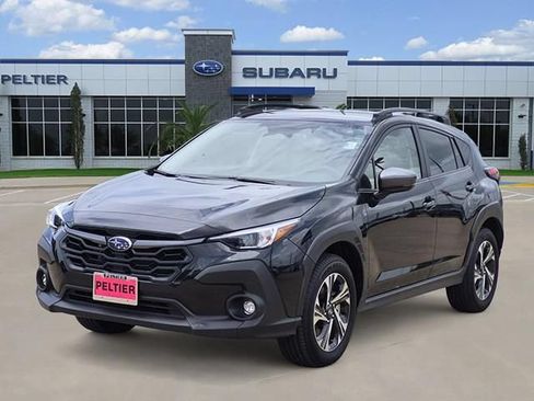 Used 2024 Subaru Crosstrek 2.0i Premium AWD/4WD image 3