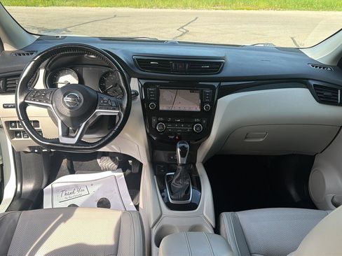 Used 2021 Nissan Rogue Sport SL AWD/4WD image 31