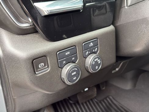 Certified 2023 Chevrolet Silverado 1500 LT AWD/4WD image 23