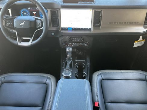New 2026 Ford Bronco Outer Banks AWD/4WD image 13