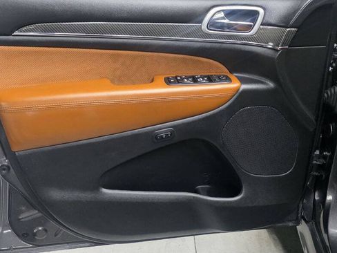 Used 2020 Jeep Grand Cherokee SRT AWD/4WD image 12