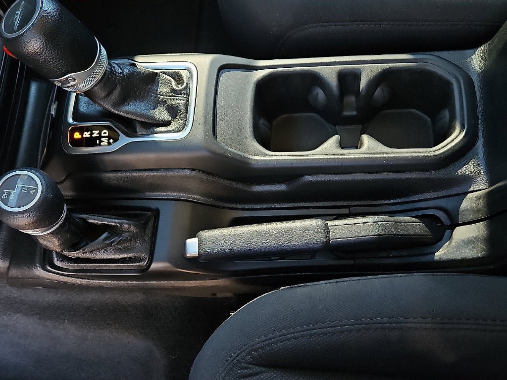 Used 2023 Jeep Gladiator Sport AWD/4WD image 25