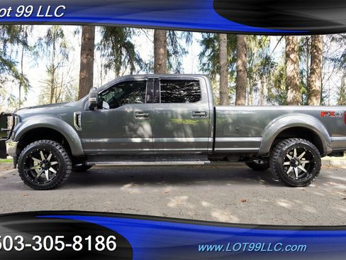 Used 2020 Ford F350 Lariat image 1