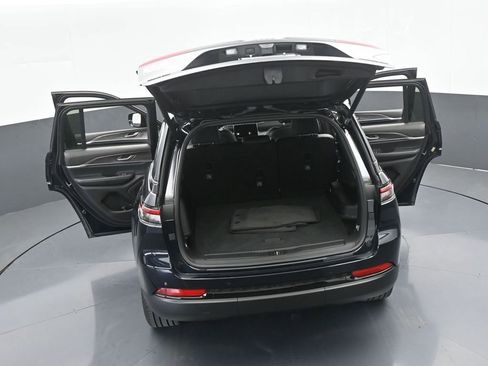 Used 2024 Jeep Grand Cherokee Limited w/ Black Appearance Package image 70