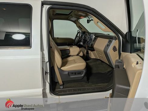 Used 2013 Ford F250 Lariat w/ Lariat Ultimate Pkg AWD/4WD image 34