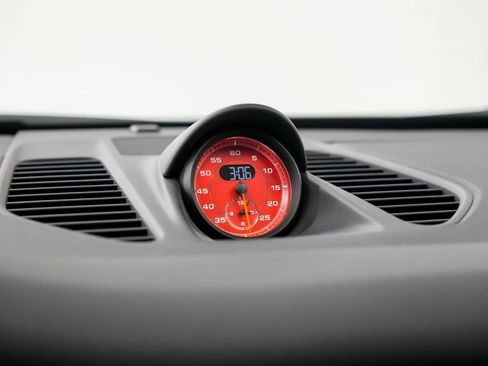 Used 2019 Porsche 911 GT3 RS RWD image 25