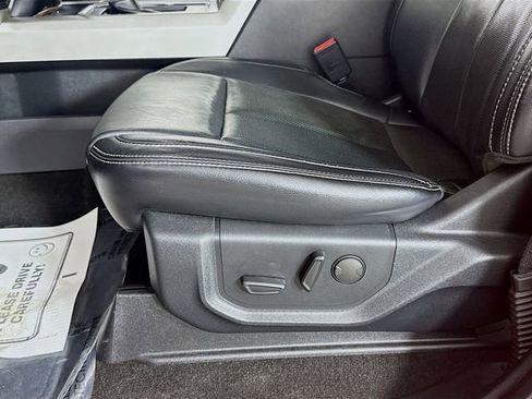 Certified 2019 Ford F150 Lariat w/ Equipment Group 502A Luxury image 20