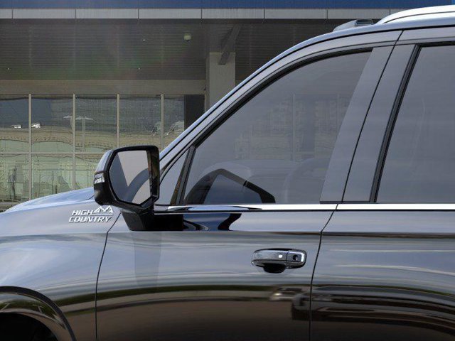 New 2026 Chevrolet Tahoe High Country w/ LPO, Illumination Package RWD image 12