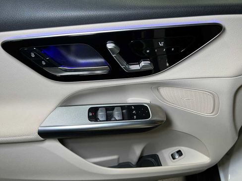 Certified 2025 Mercedes-Benz GLC 300 4MATIC image 22