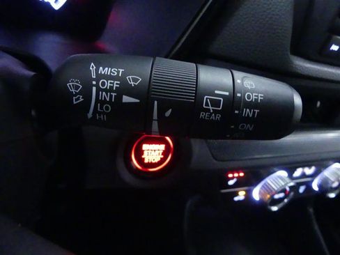 Used 2024 Honda CR-V EX image 17