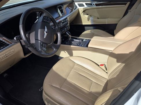 Used 2016 Hyundai Genesis 3.8 w/ Option Group 02 image 11