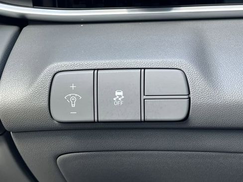 New 2026 Hyundai Elantra Sport FWD image 20