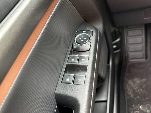 Certified 2025 Ford Bronco Sport Outer Banks w/ Outer Banks Tech Package+ AWD/4WD image 21