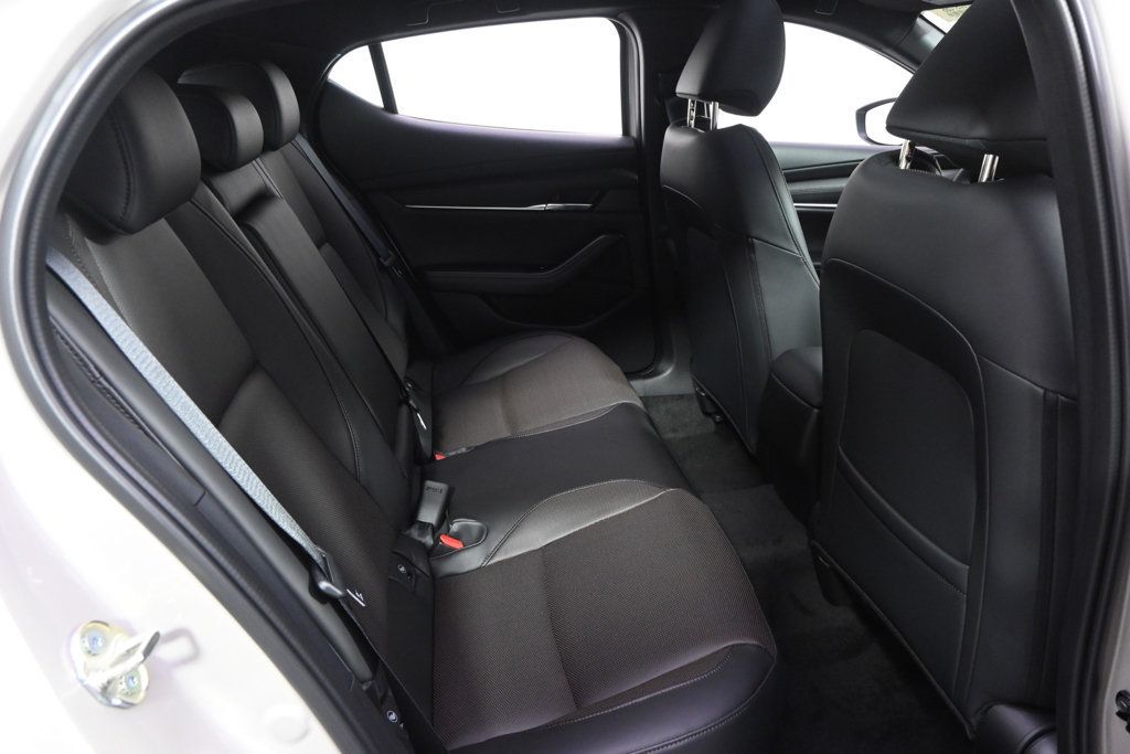 New 2026 MAZDA MAZDA3 2.5 S Hatchback w/ Premium Pkg FWD image 18