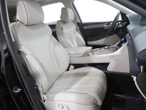 Certified 2024 Genesis GV80 3.5T Advanced w/ Advanced Package AWD/4WD image 19