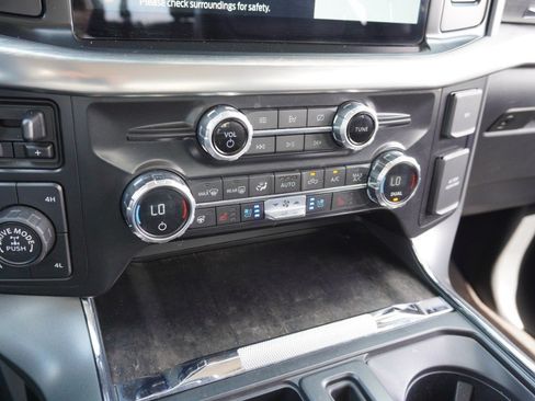 Used 2021 Ford F150 Lariat w/ Equipment Group 502A High AWD/4WD image 21