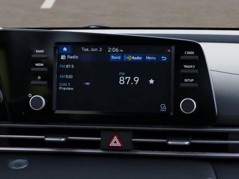 Certified 2025 Hyundai Elantra Sport w/ Cargo Package FWD image 13