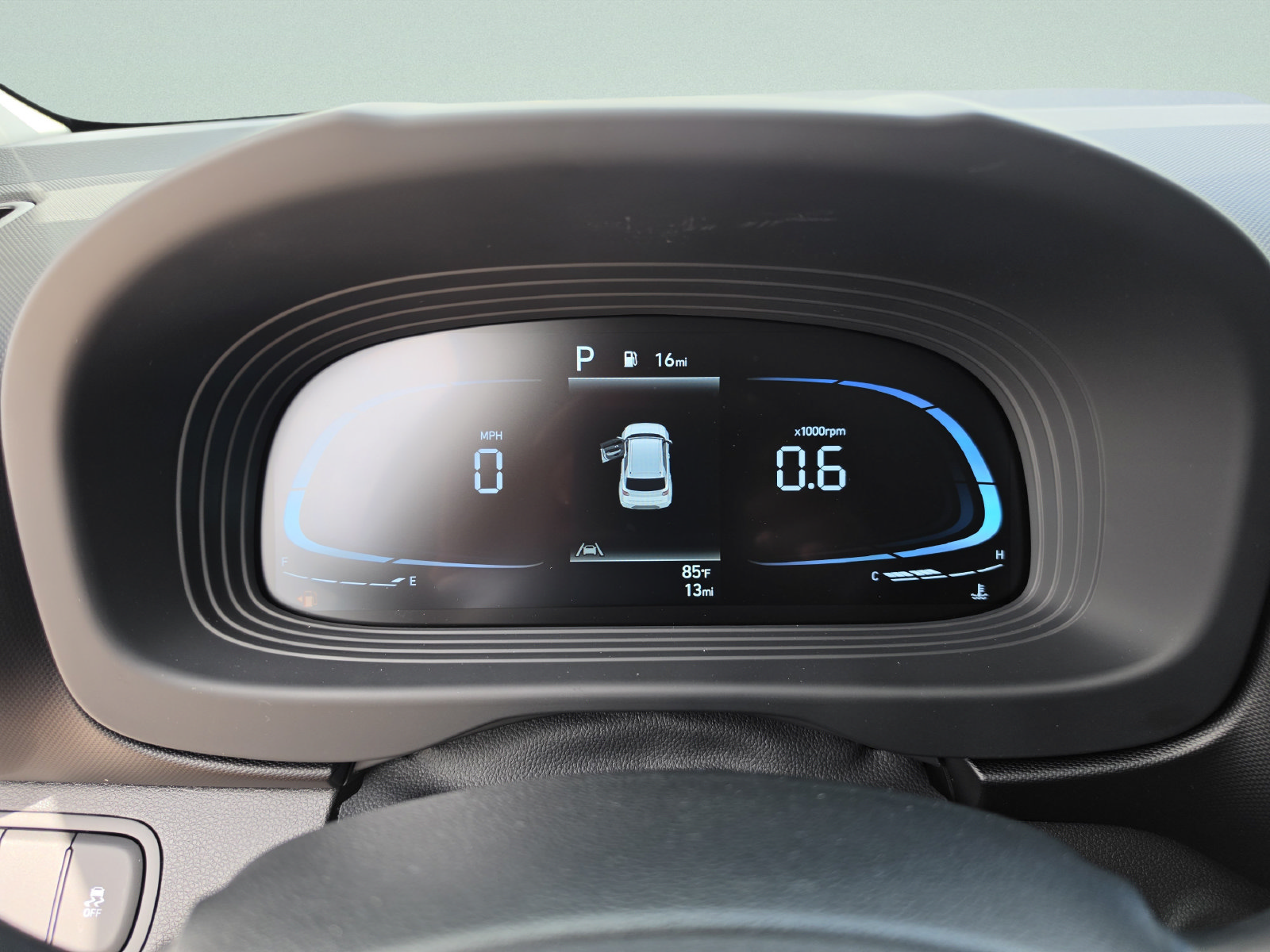 New 2026 Hyundai Venue SEL FWD image 35
