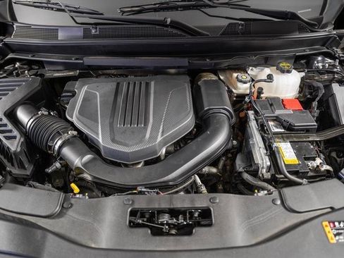 Used 2024 Chevrolet Traverse LS w/ Midnight/Sport Edition image 20