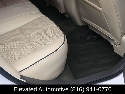 Used 2012 Lincoln MKZ Hybrid FWD image 9