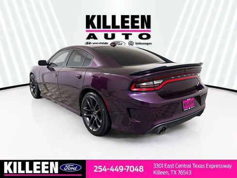 Used 2022 Dodge Charger Scat Pack image 6