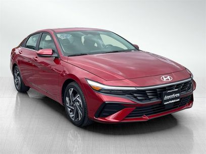 Certified 2024 Hyundai Elantra SEL w/ Convenience Package