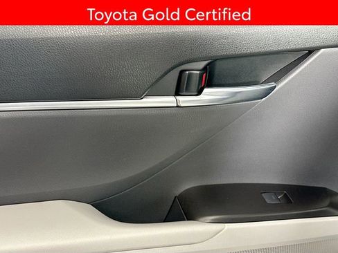 Certified 2022 Toyota Camry LE image 22