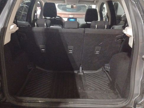 Used 2020 Ford EcoSport SE w/ SE Convenience Package image 8