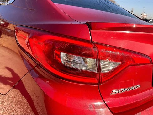 Used 2017 Hyundai Sonata SE image 28