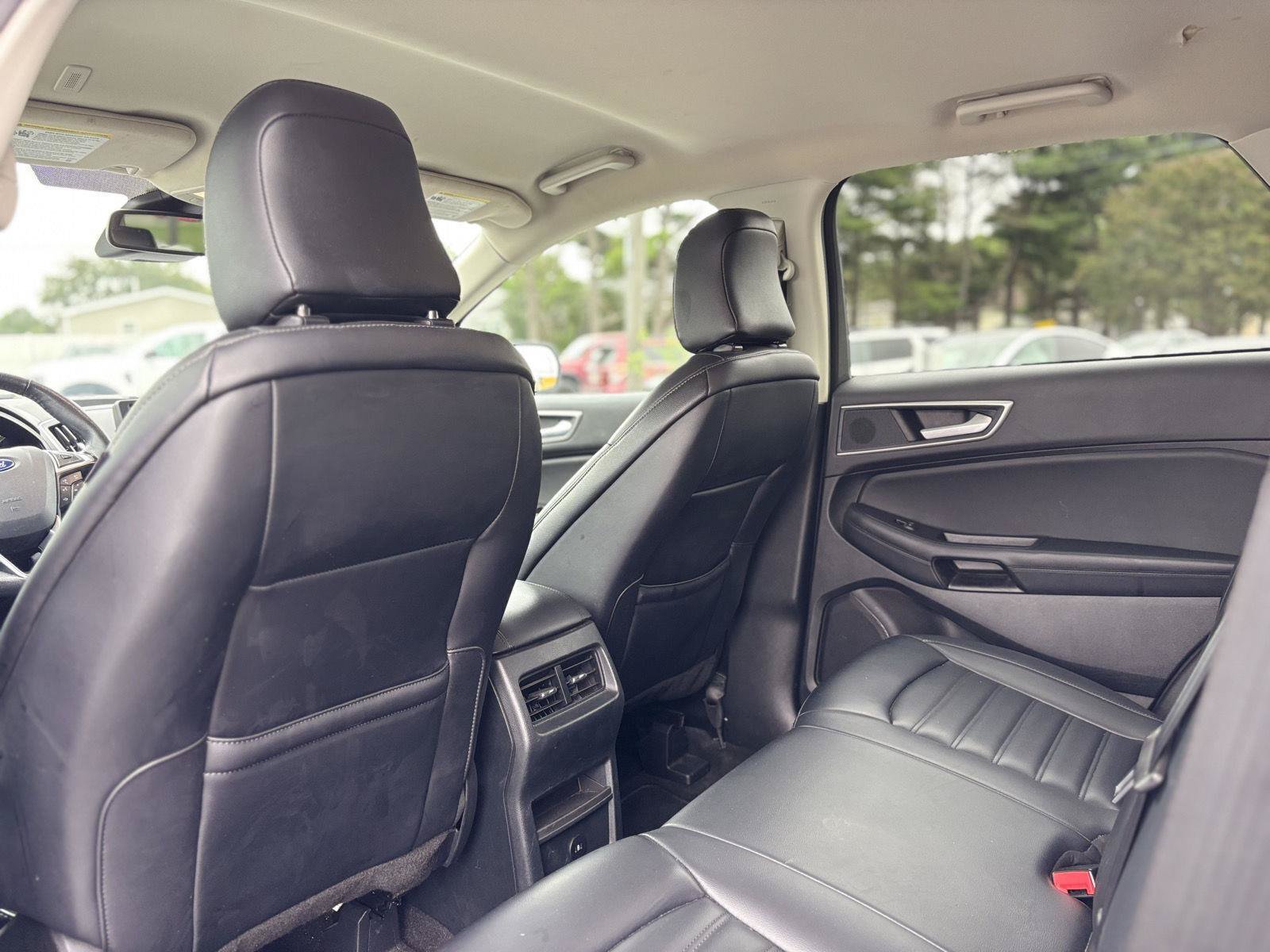 Used 2024 Ford Edge SEL AWD/4WD image 17