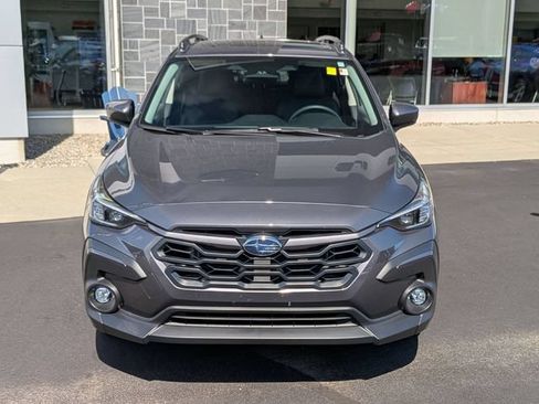 Used 2025 Subaru Crosstrek 2.5i Limited AWD/4WD image 8