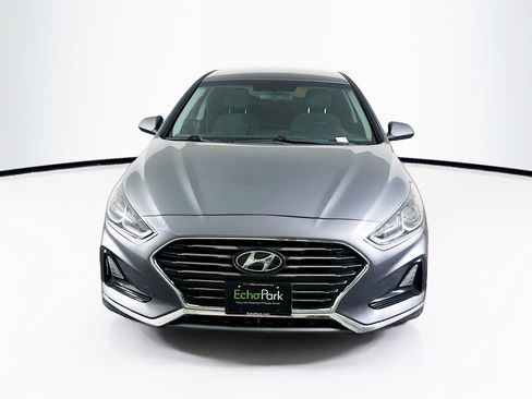 Used 2019 Hyundai Sonata SE image 2