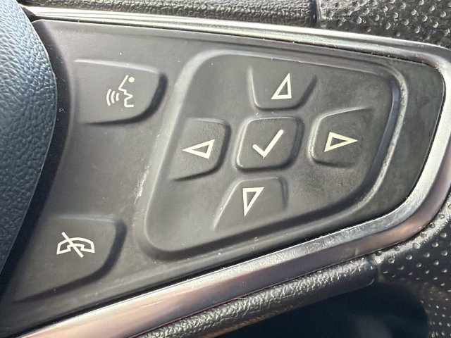 Used 2024 Chevrolet Malibu LT FWD image 23