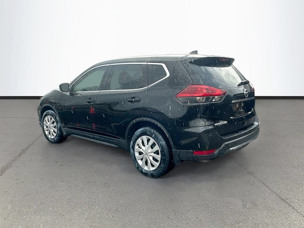Used 2020 Nissan Rogue S FWD image 5