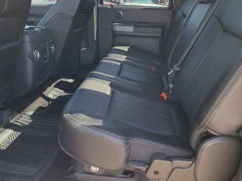 Used 2015 Ford F250 Lariat w/ Lariat Interior Package AWD/4WD image 8