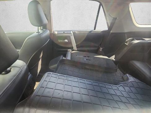 Used 2014 Toyota 4Runner SR5 Premium AWD/4WD image 9